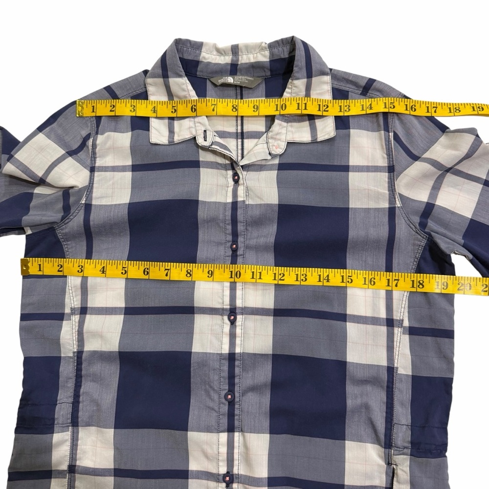 The North Face White Gray Plaid Button-up Shirt Size Medium Lightweight - Picture 14 of 15